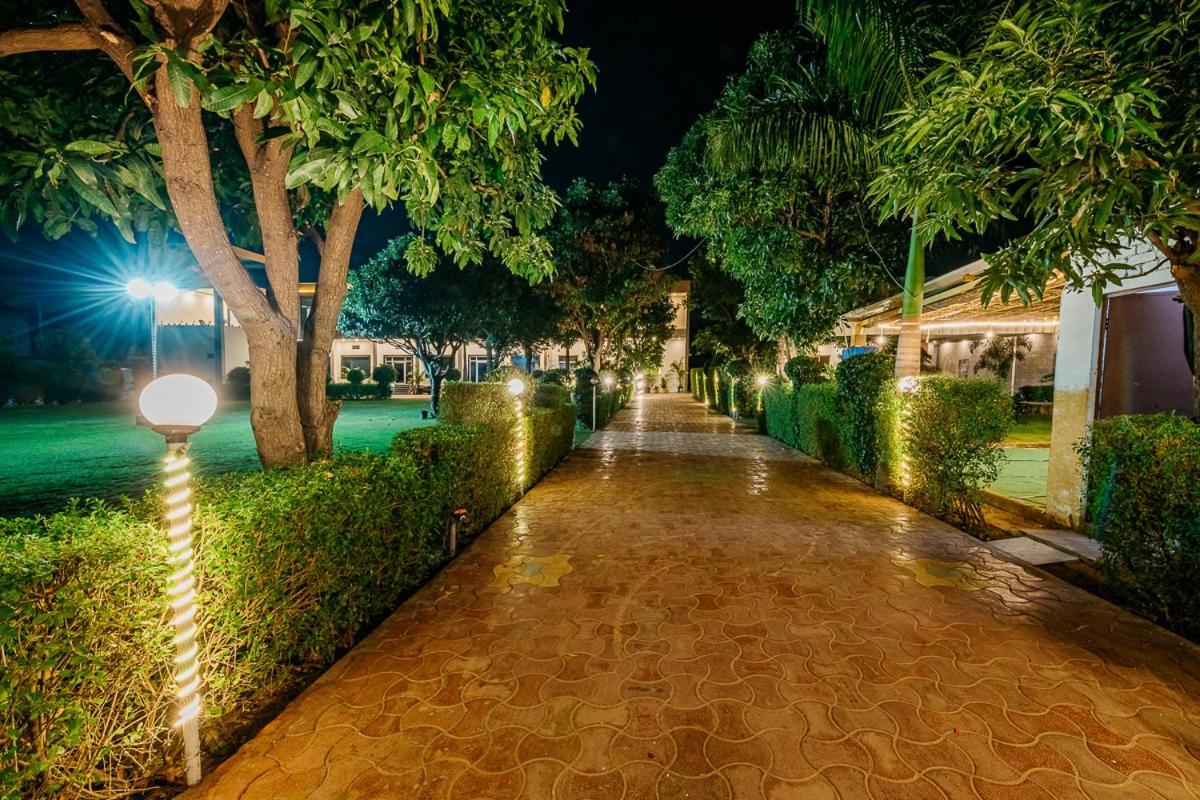פושקאר Aditya Palace מראה חיצוני תמונה