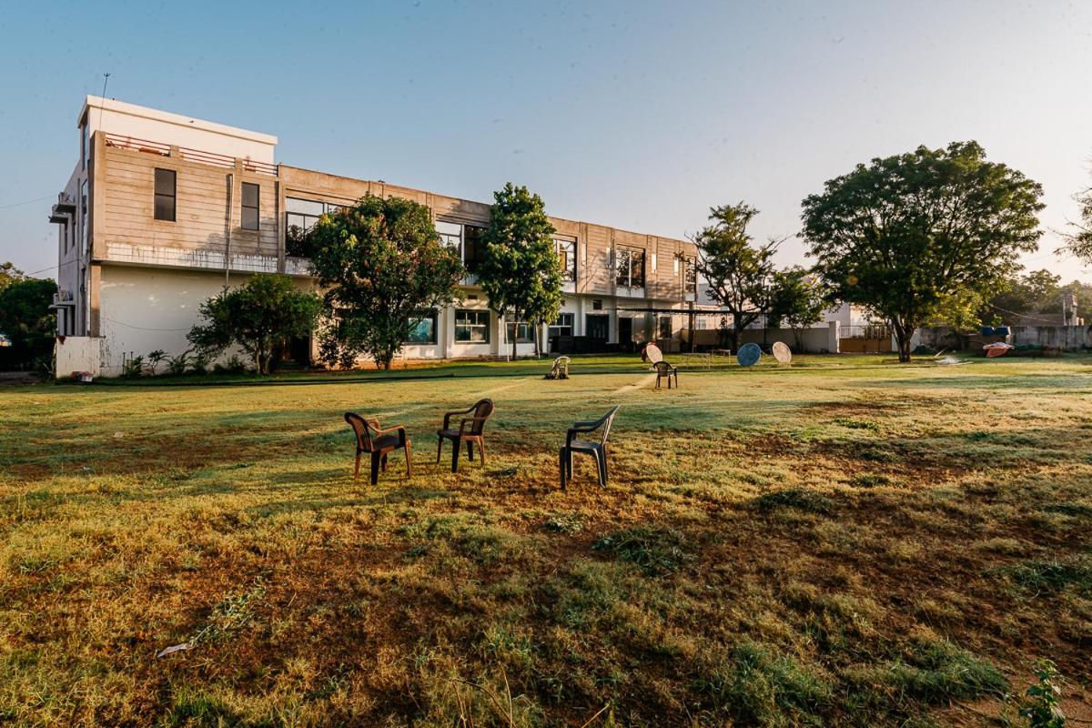 פושקאר Aditya Palace מראה חיצוני תמונה
