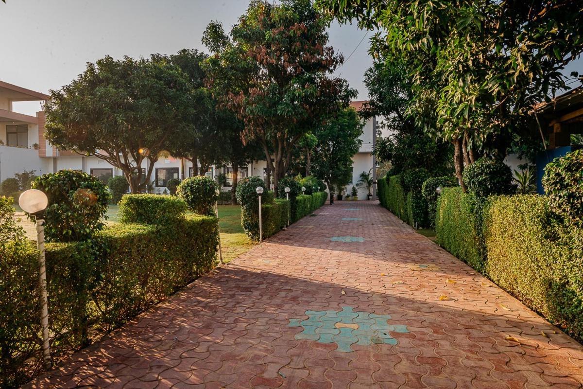 פושקאר Aditya Palace מראה חיצוני תמונה